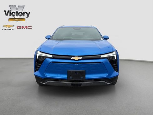 Used 2024 Chevrolet Blazer EV LT AWD/4WD image 2