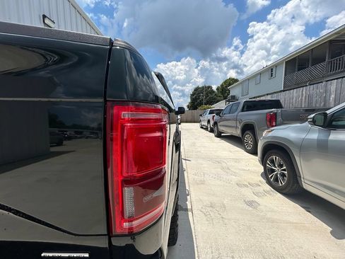 Used 2016 Ford F150 Lariat w/ Equipment Group 502A Luxury AWD/4WD image 32