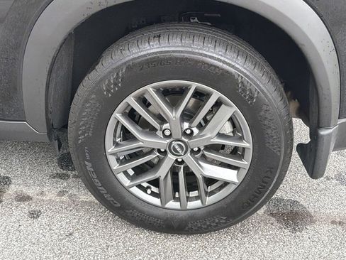 Certified 2025 Nissan Rogue S FWD image 29