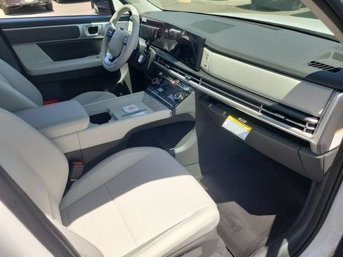 New 2027 Hyundai Santa Fe SE FWD image 19