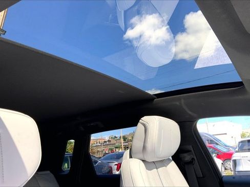 Used 2024 Cadillac Lyriq Luxury AWD/4WD image 22