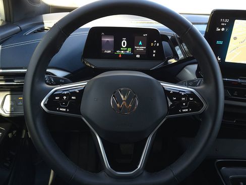 Used 2024 Volkswagen ID.4 S image 27