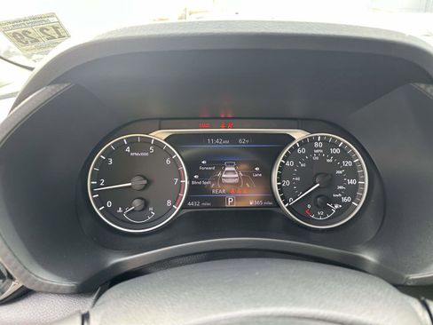 Used 2024 Nissan Sentra SR image 25