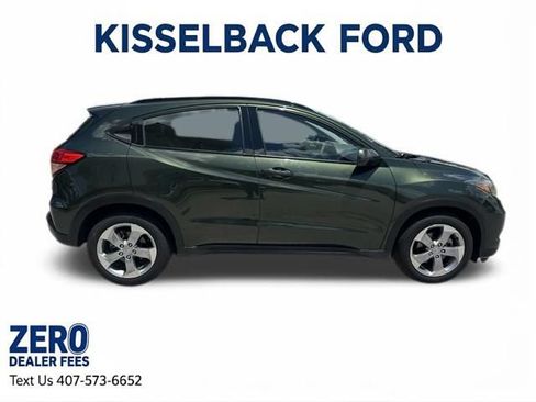 Used 2017 Honda HR-V LX image 3