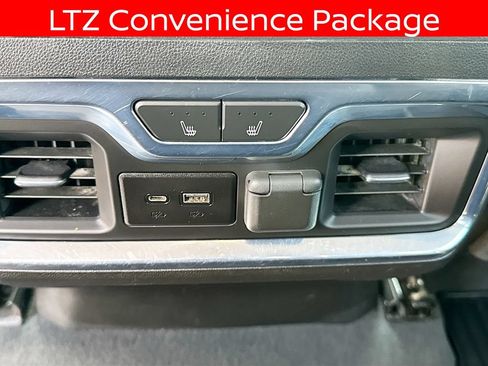 Used 2022 Chevrolet Silverado 2500 LTZ w/ LTZ Plus Package AWD/4WD image 27