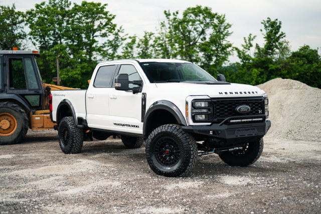 New 2026 Ford F250 Lariat w/ Black Appearance Package AWD/4WD image 28