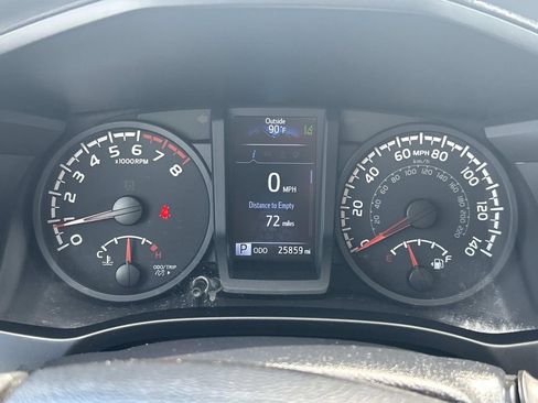 Used 2023 Toyota Tacoma SR image 27