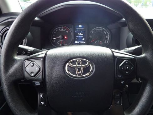 Used 2022 Toyota Tacoma 4x4 Access Cab image 17