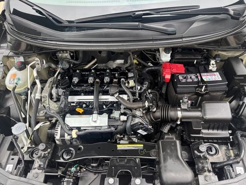 Used 2025 Nissan Versa SV FWD image 30