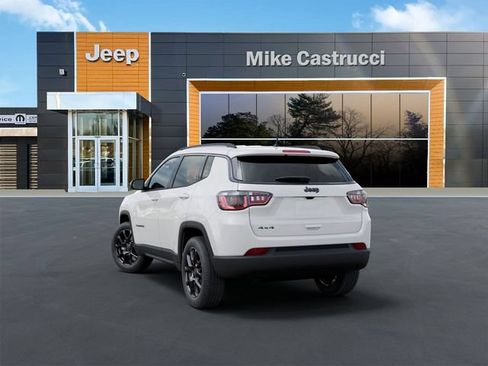 New 2026 Jeep Compass Latitude AWD/4WD image 4