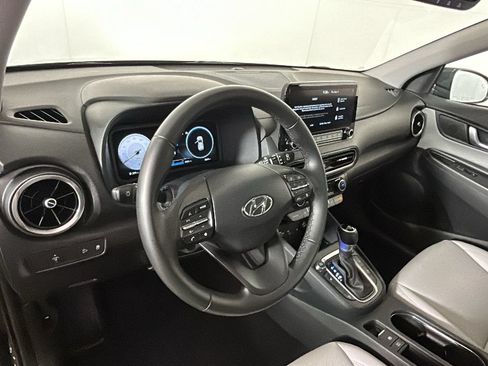 Used 2023 Hyundai Kona Limited AWD/4WD image 17