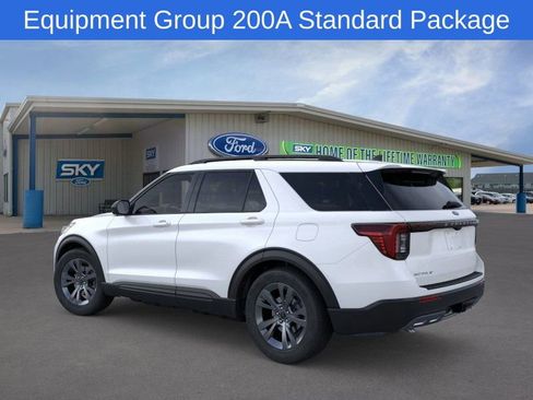 New 2026 Ford Explorer Active w/ Active Comfort Package image 4