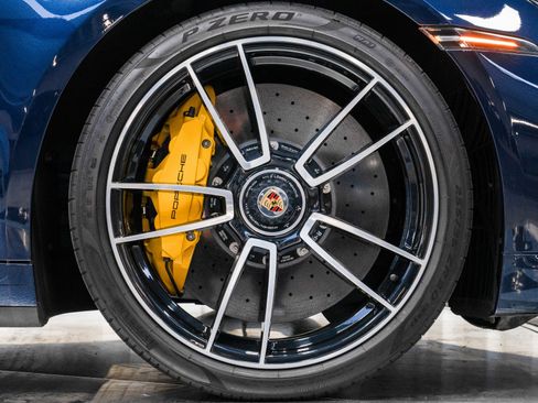 Used 2021 Porsche 911 Turbo S image 30