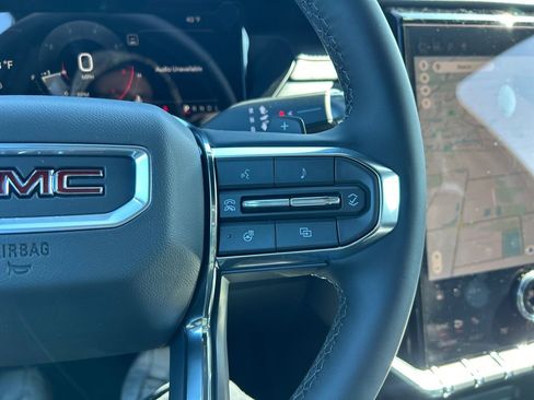 New 2026 GMC Acadia Elevation image 22