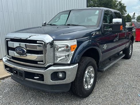 Used 2016 Ford F250 XLT w/ XLT Premium Package AWD/4WD image 11