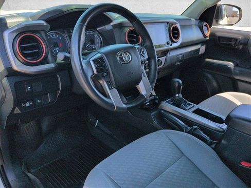 Used 2023 Toyota Tacoma SR5 RWD image 13