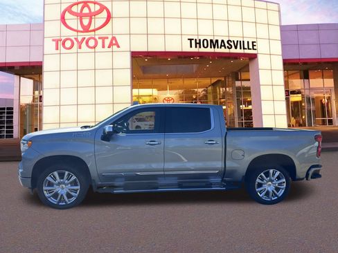 Used 2024 Chevrolet Silverado 1500 High Country w/ High Country Premium Package image 8