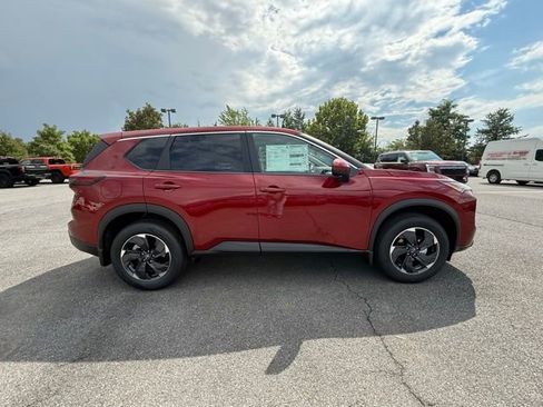 New 2026 Nissan Rogue SV image 4