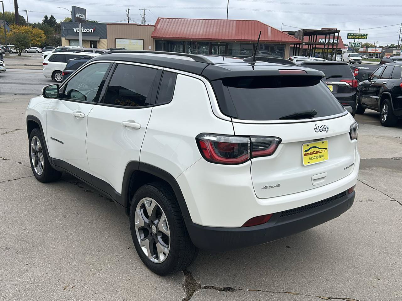 Used 2020 Jeep Compass Limited w/ Premium Lighting Group AWD/4WD image 5