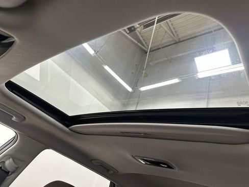 Certified 2023 Kia Seltos SX w/ SX Sunroof Package image 17