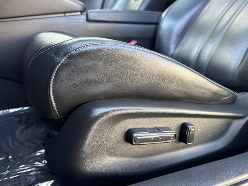 Used 2020 Honda Insight Touring image 14