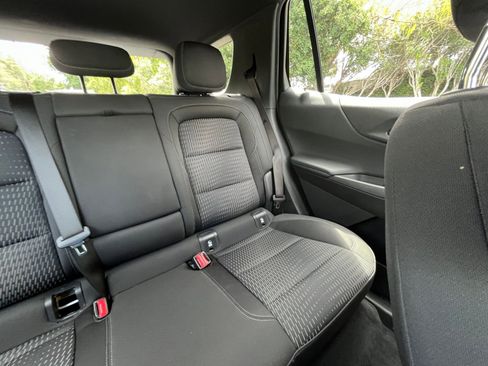 Used 2025 Chevrolet Equinox LT image 36