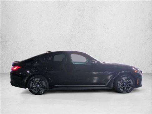 Used 2023 BMW i4 eDrive35 RWD image 4