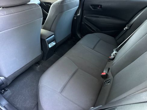 Used 2024 Toyota Corolla LE FWD image 11