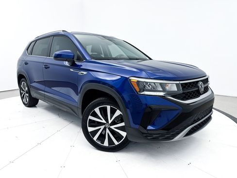 Used 2023 Volkswagen Taos SE image 34