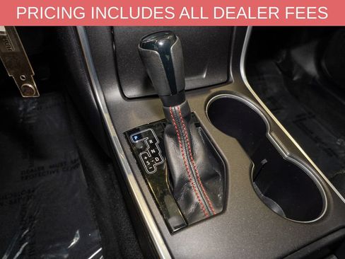 Used 2015 Toyota Camry SE FWD image 14