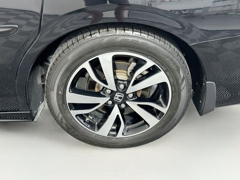 Used 2019 Honda Odyssey Elite image 11