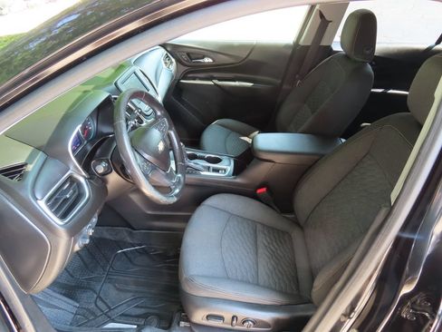 Certified 2020 Chevrolet Equinox LT w/ Driver Convenience Package FWD image 21