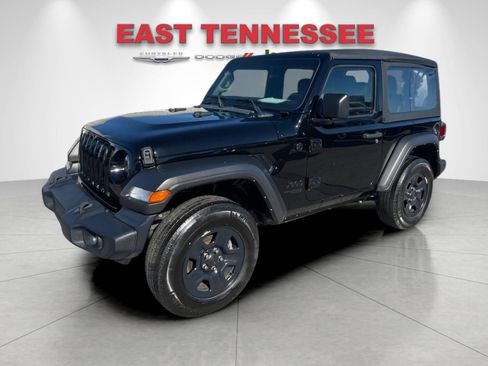 Used 2021 Jeep Wrangler Sport image 7