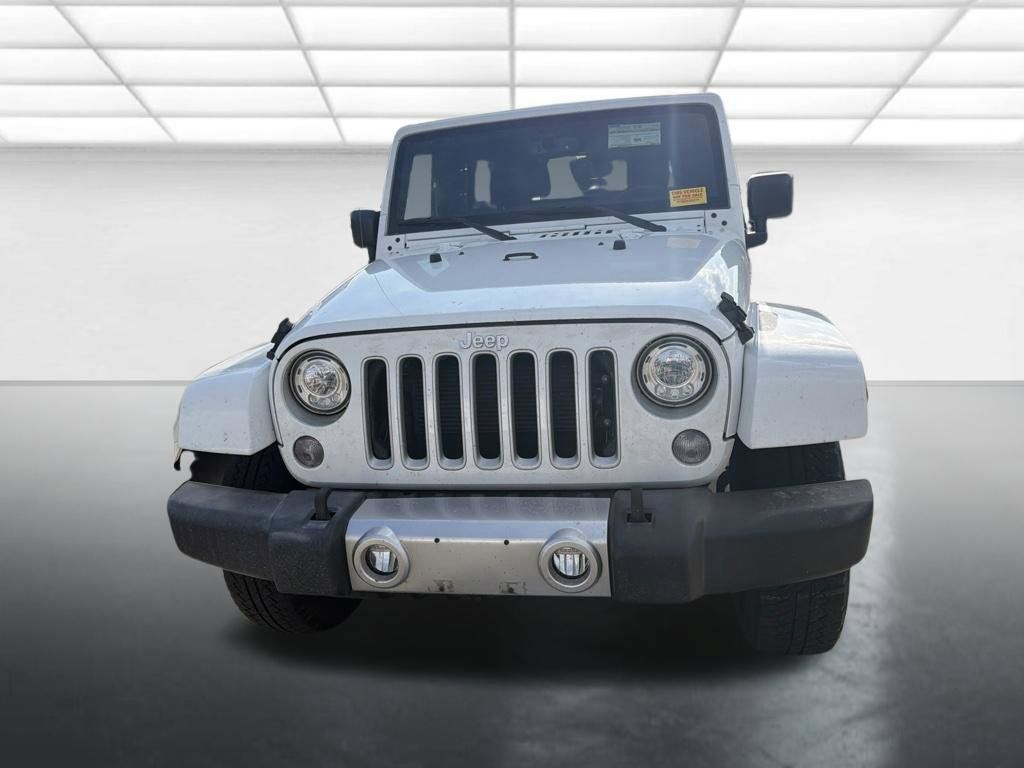 Used 2017 Jeep Wrangler Unlimited Sahara w/ Mopar Chrome Edition Group AWD/4WD image 6