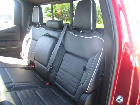Used 2023 GMC Sierra 1500 AT4X AWD/4WD image 25