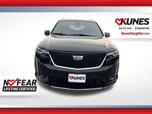 Used 2024 Cadillac XT6 Sport w/ Technology Package image 5