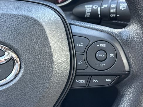 Used 2024 Toyota RAV4 XLE image 21