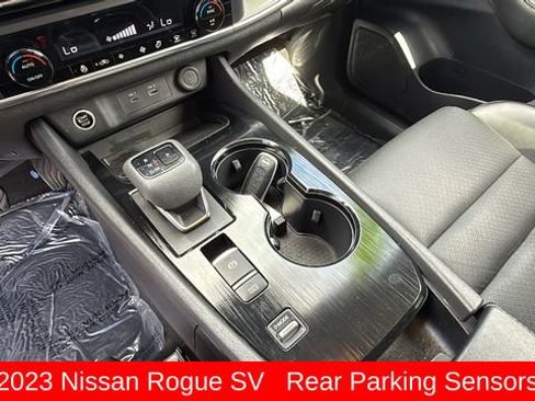 Used 2023 Nissan Rogue SV w/ SV Premium B Package FWD image 13