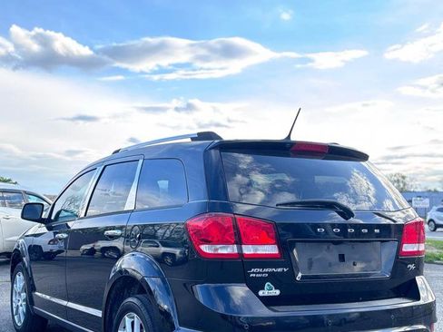 Used 2014 Dodge Journey R/T w/ Driver Convenience Group AWD/4WD image 3