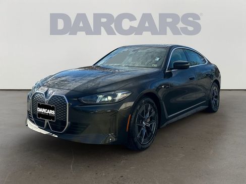 Used 2025 BMW i4 xDrive40i w/ Parking Assistance Package image 3