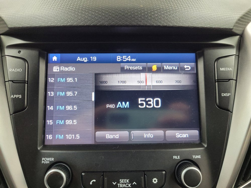 Used 2017 Hyundai Veloster FWD image 25