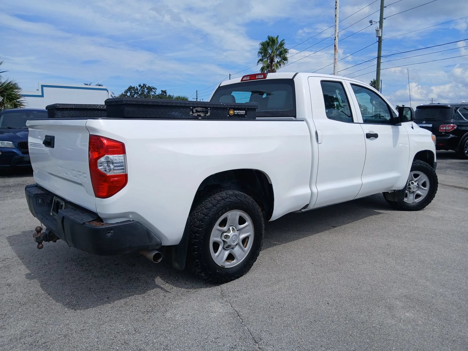 Used 2017 Toyota Tundra SR RWD image 6