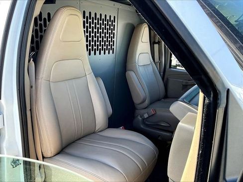 New 2026 Chevrolet Express 2500 image 24