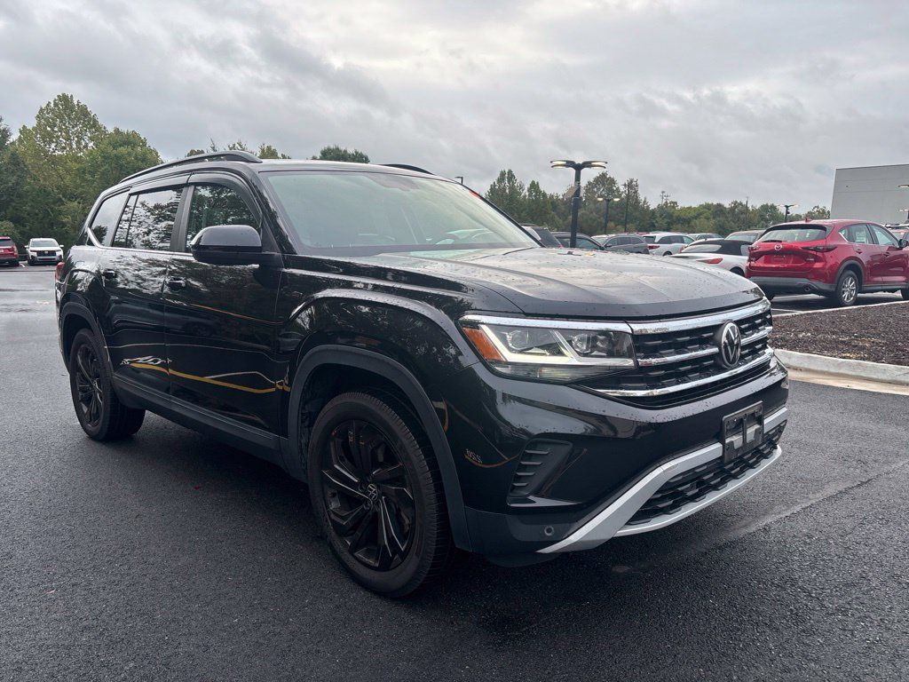 Used 2022 Volkswagen Atlas SE AWD/4WD image 3