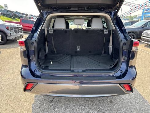 Used 2023 Toyota Highlander Limited AWD/4WD image 24