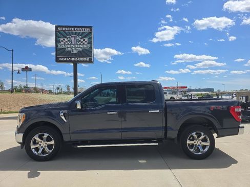 Used 2021 Ford F150 Lariat w/ Max Trailer Tow Package AWD/4WD image 2