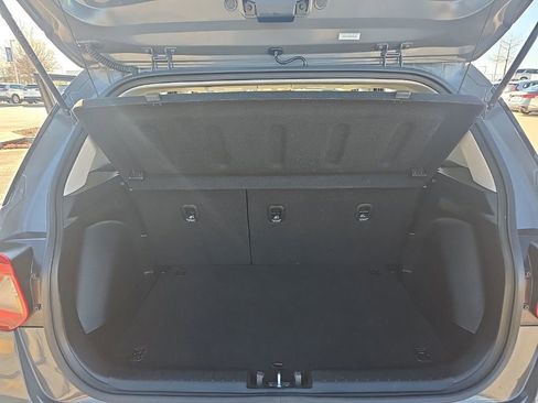 Used 2025 Hyundai Venue SEL image 31