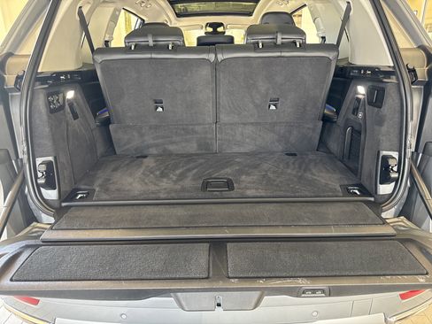 Used 2024 BMW X7 xDrive40i w/ Premium Package image 18