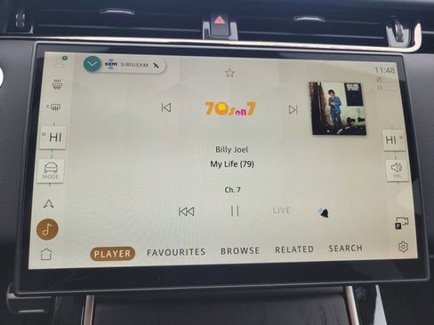 Used 2026 Land Rover Range Rover Evoque Dynamic SE image 23