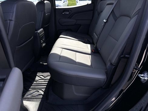 Used 2023 Chevrolet Colorado ZR2 w/ ZR2 Convenience Package III image 23